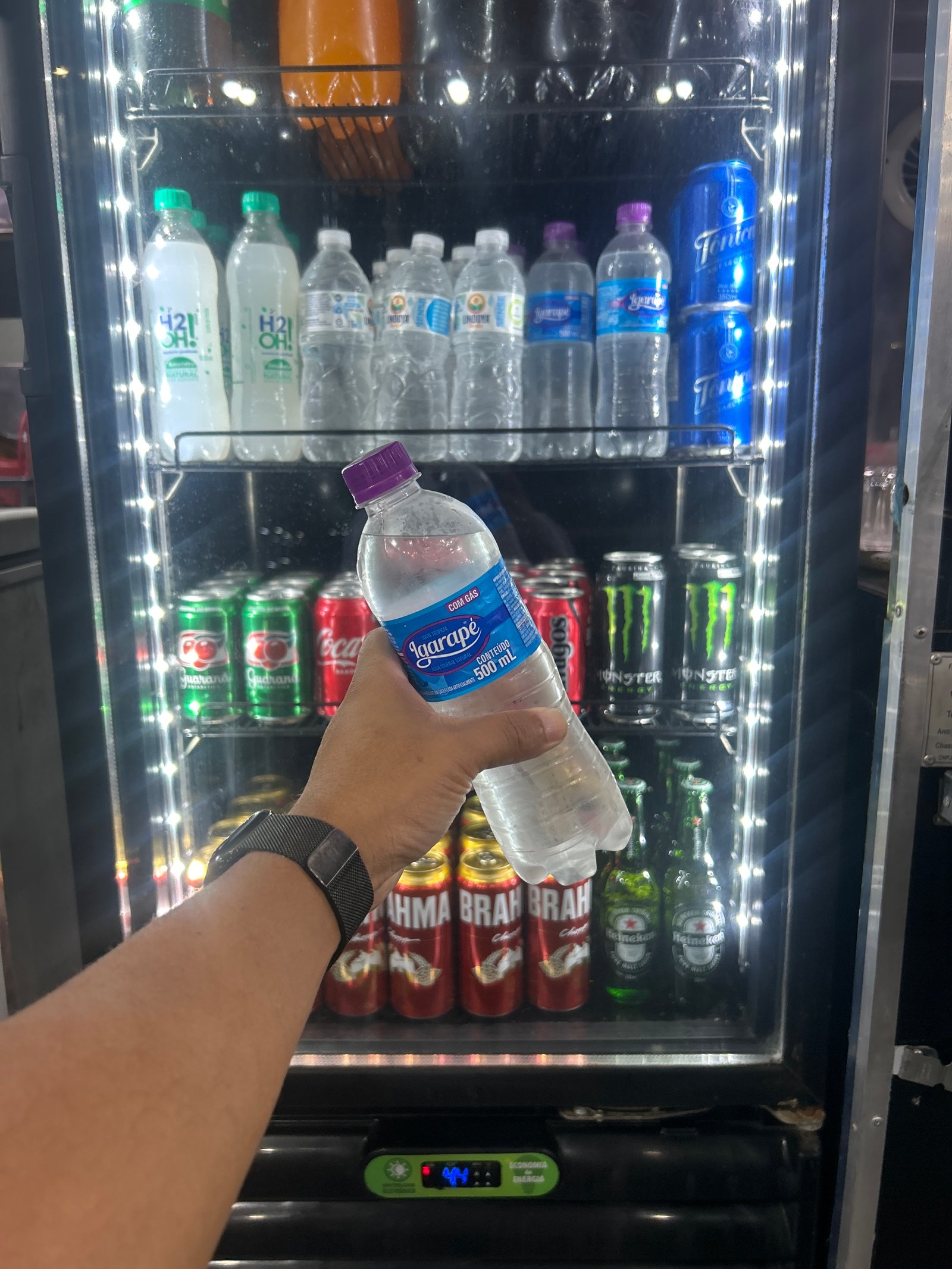 Água Mineral Com Gás